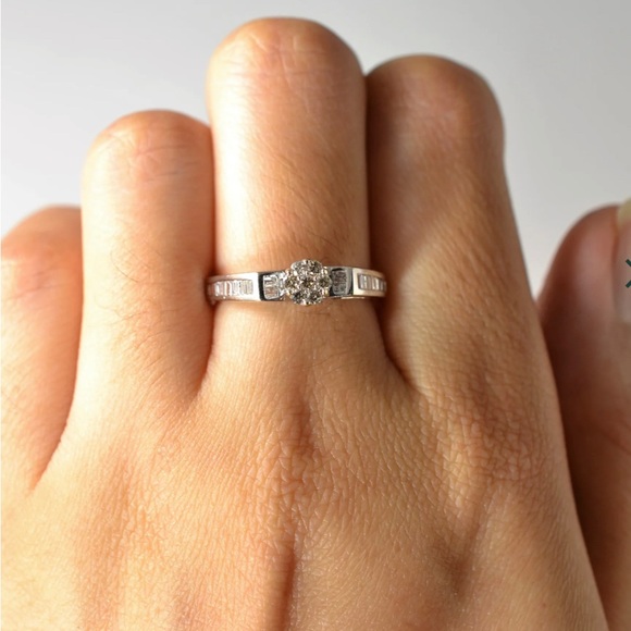 Baguette Diamond Cluster Engagement Ring

0.36ctw | SZ 6.75 - Picture 4 of 4